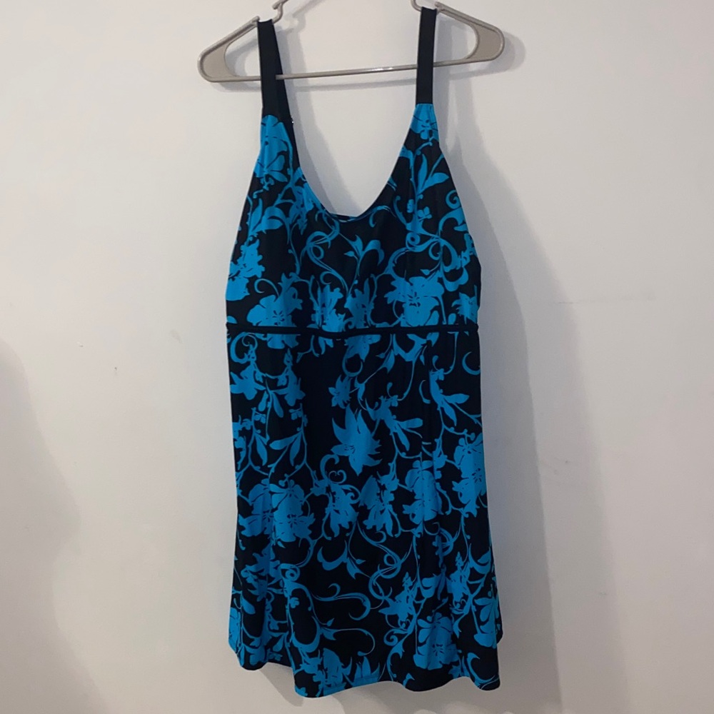 Bonprix Collection Elegant Black & Blue Floral One-Piece Swimsuit Size 22W